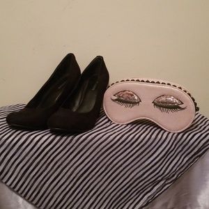 Faux Suede Wedge Black Sz 10